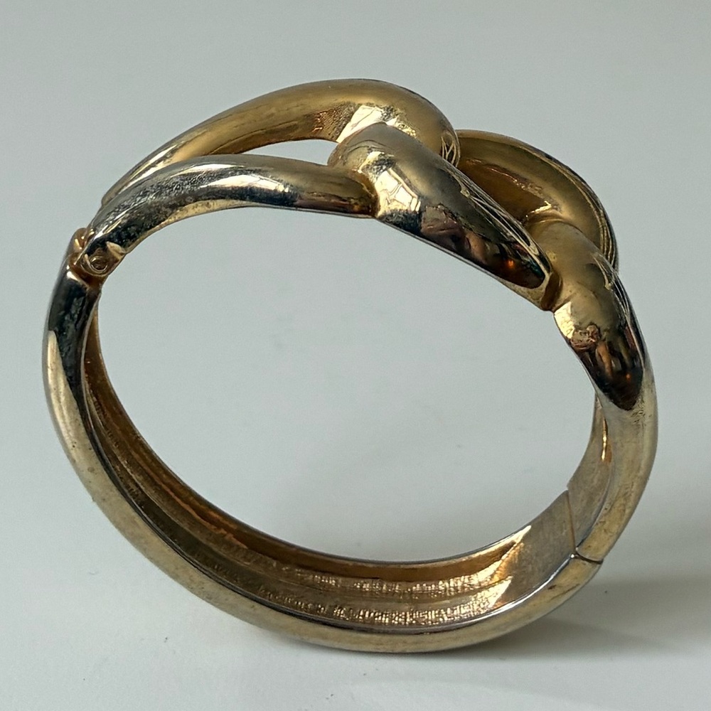 Vintage Costume Jewelry Gold and Silver Women's Bangle Bracelet Chain Detail